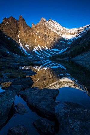 Dawn on Lake Agnes