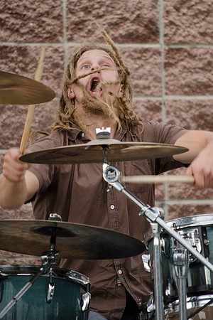BRYAN SANDAU – TRUCKExpressive drums.Expressive face.Expressive hair.Happy photographer